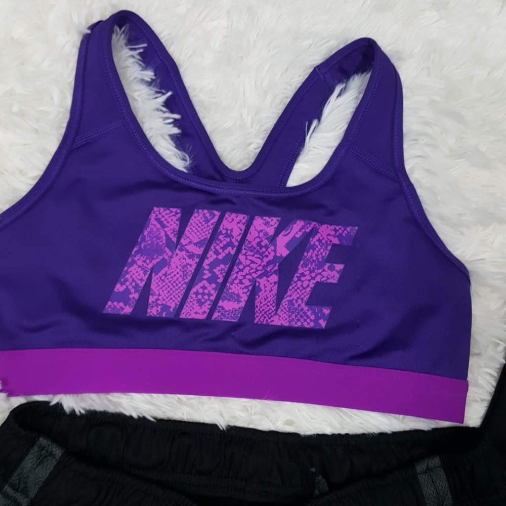 Nike 2 piece size small all sports bra and joggers - Picture 3 of 8